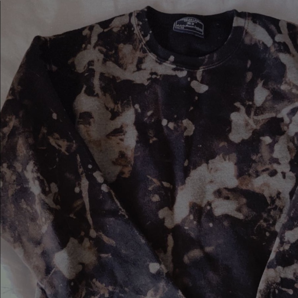 Tie Dye Crew Neck - Picture 2 of 5